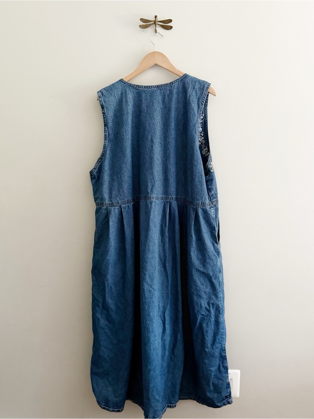 Vintage Blue Denim Midi Dress with Floral Embroidery - Picture 8 of 8